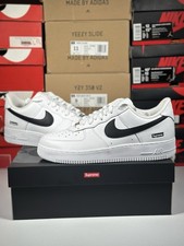 Taglia 10,5M - Supreme x Nike