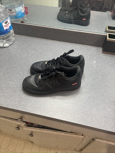 Taglia nike air force - 9,5,